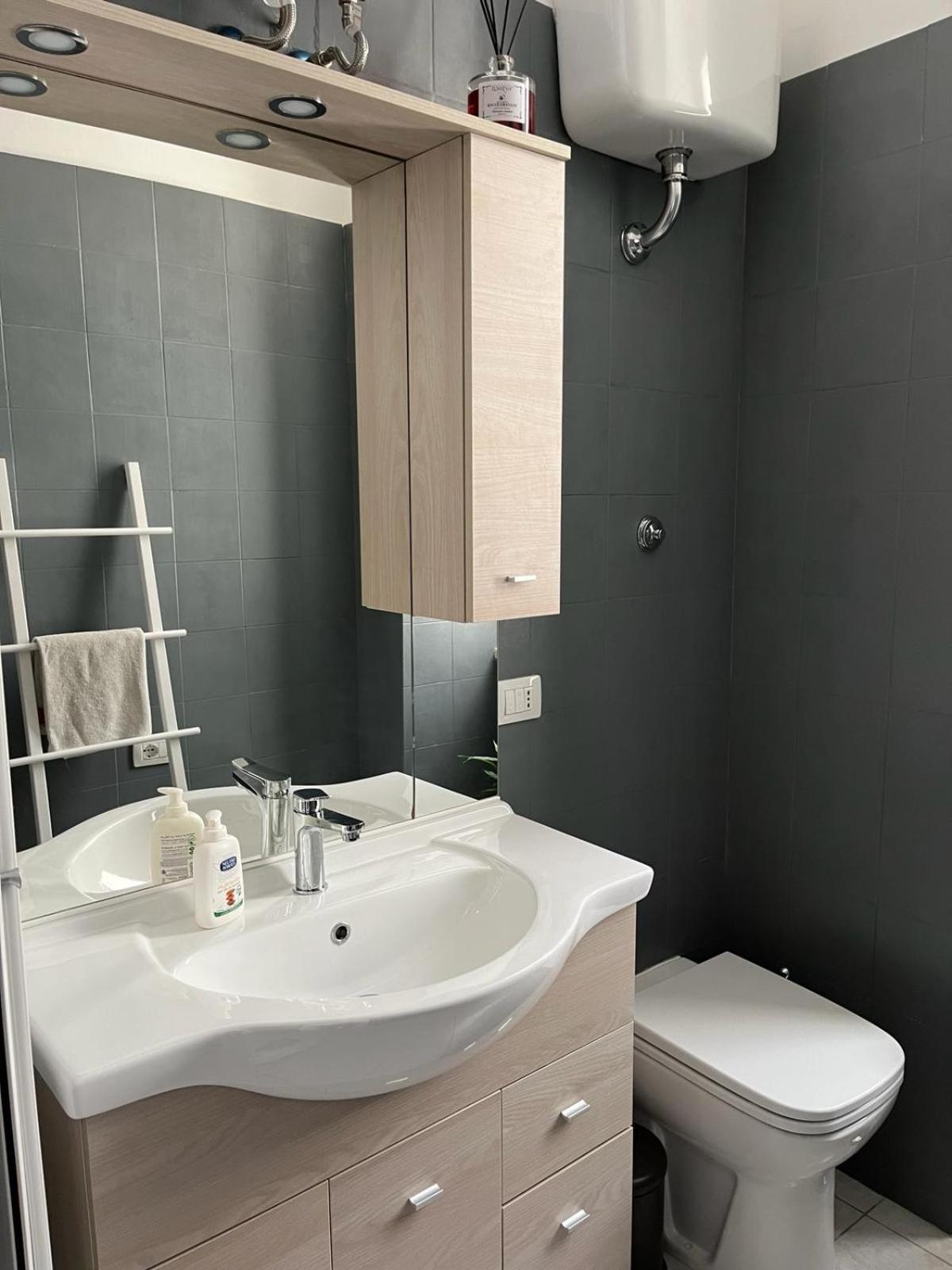 Luna Apartment Civitavecchia Buitenkant foto